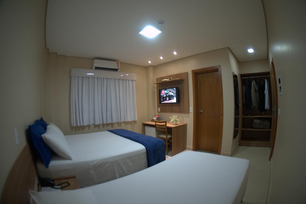 Hotel Portal Da Amazonia Várzea Grande Kamer foto